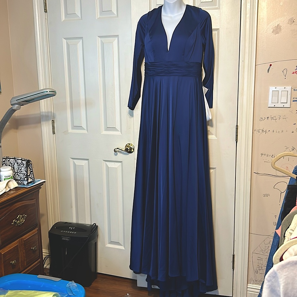 NWT Mac Did tall Formal/ Ball Gown 8 Floor Length